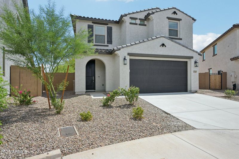7221 N 74th Ave, Glendale, AZ 85303