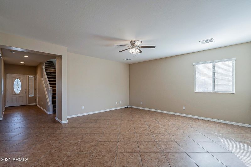 7222 N 73rd Dr, Glendale, AZ 85303