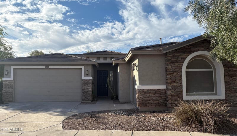 7224 S 74th Ln, Laveen, AZ 85339