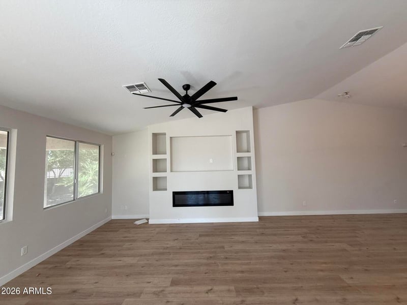 7224 S 74th Ln, Laveen, AZ 85339