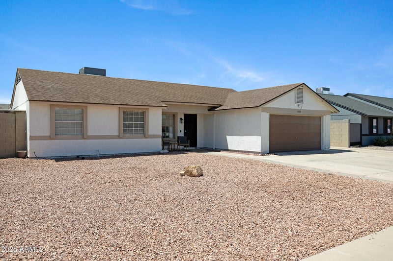 7225 Canterbury Dr, Peoria, AZ 85345