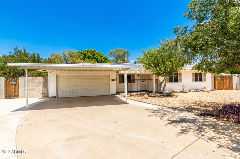 7225 N 35th Dr, Phoenix, AZ 85051
