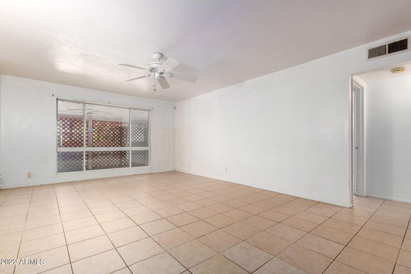 7225 N 35th Dr, Phoenix, AZ 85051