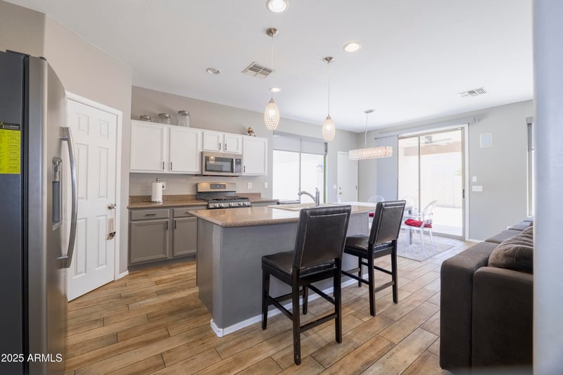 7227 Northridge St, Mesa, AZ 85207