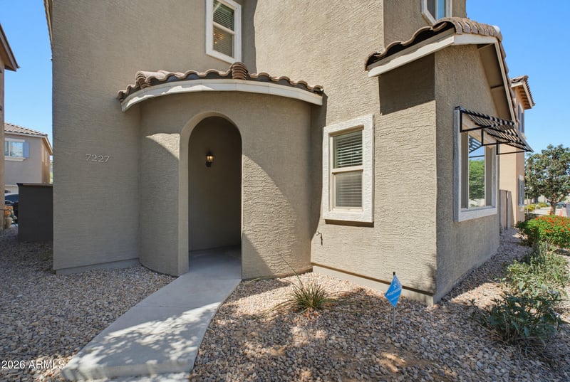 7227 17th Dr, Phoenix, AZ 85041