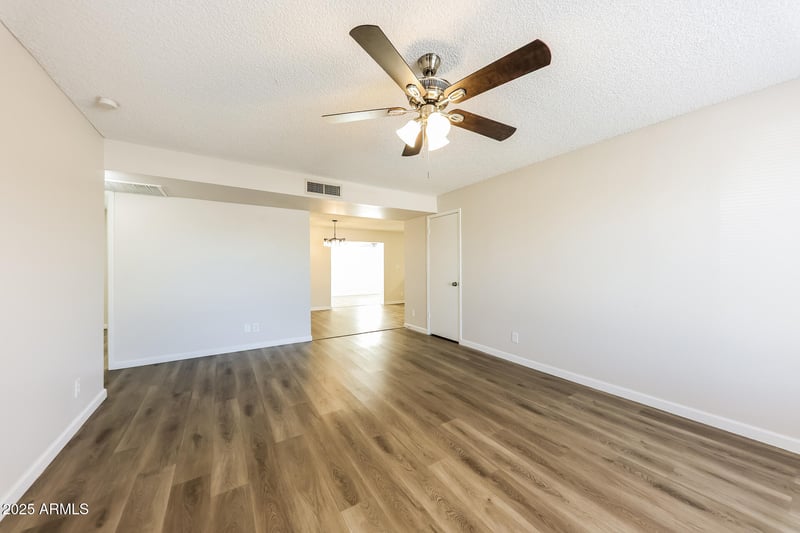 7227 Turquoise Ave, Peoria, AZ 85345