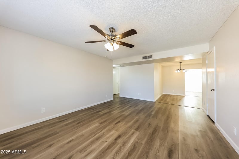 7227 Turquoise Ave, Peoria, AZ 85345