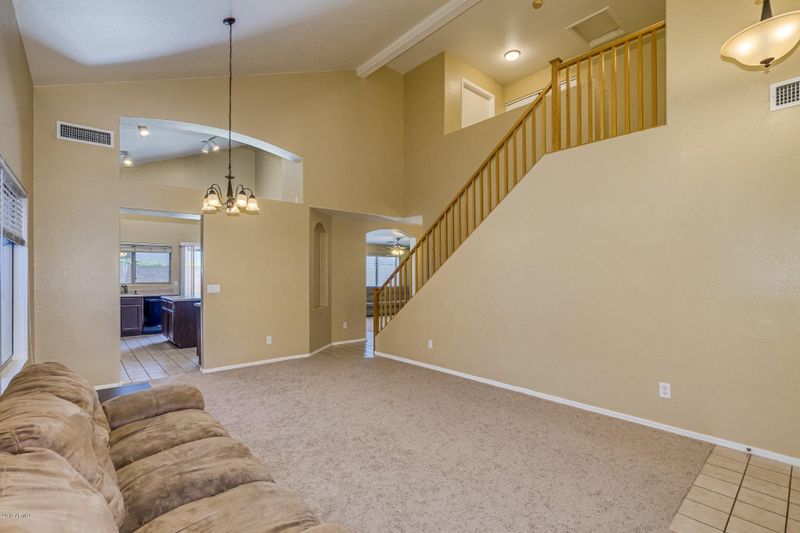 7229 W Blackhawk Dr, Glendale, AZ 85308