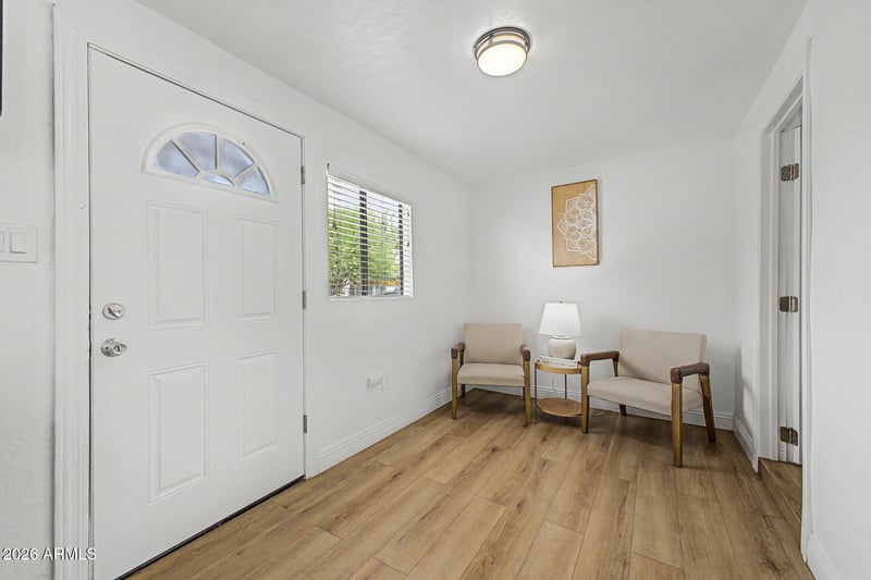 723 E Sunnyslope Ln, Phoenix, AZ 85020