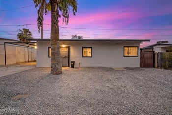 723 Sunnyslope Ln, Phoenix, AZ 85020