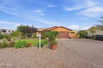 723 S Saguaro Dr, Apache Junction, AZ 85120