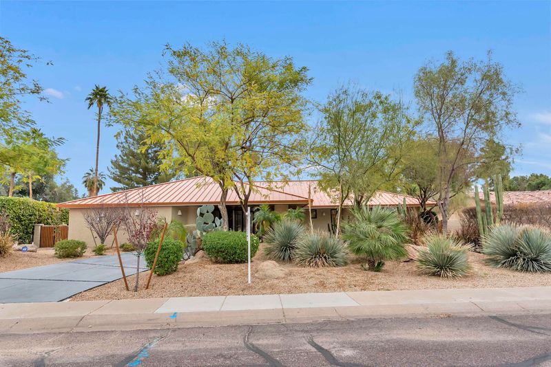 723 W Moon Valley Dr, Phoenix, AZ 85023