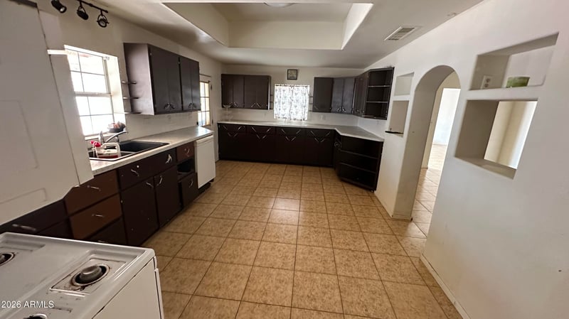 7230 37th Ave, Phoenix, AZ 85051