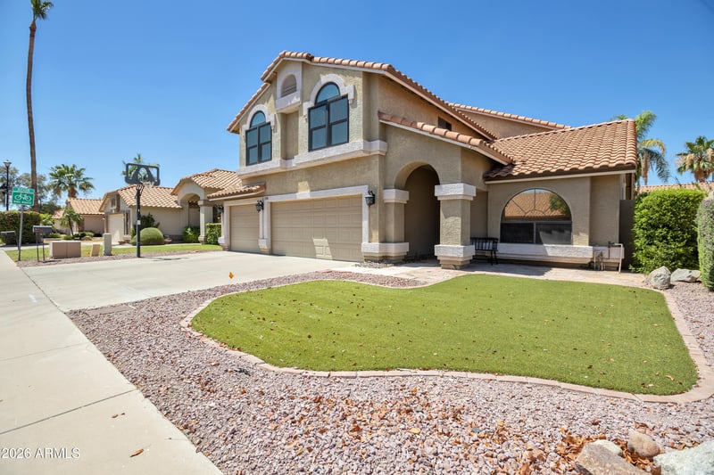 7230 Julie Dr, Glendale, AZ 85308