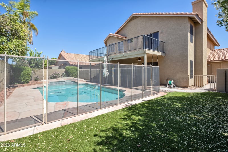 7230 Julie Dr, Glendale, AZ 85308