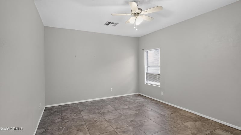 7230 W Sheila Ln, Phoenix, AZ 85033