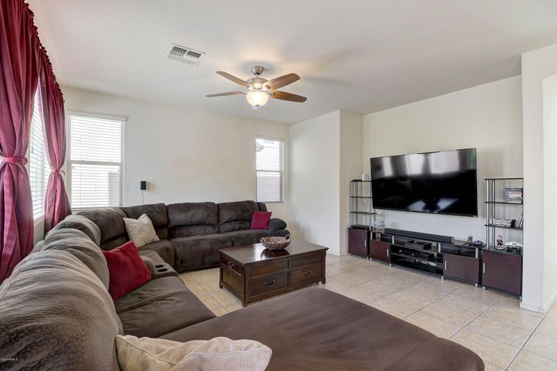 7231 E Northridge St, Mesa, AZ 85207