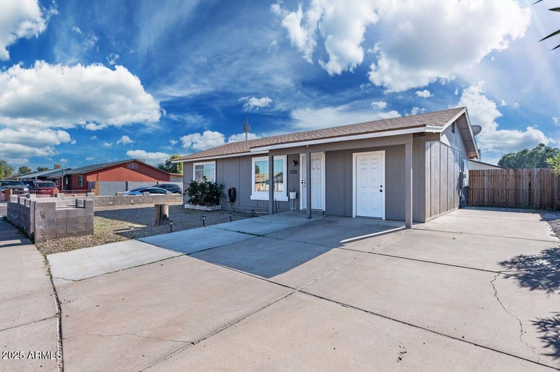 7231 Flower St, Phoenix, AZ 85033