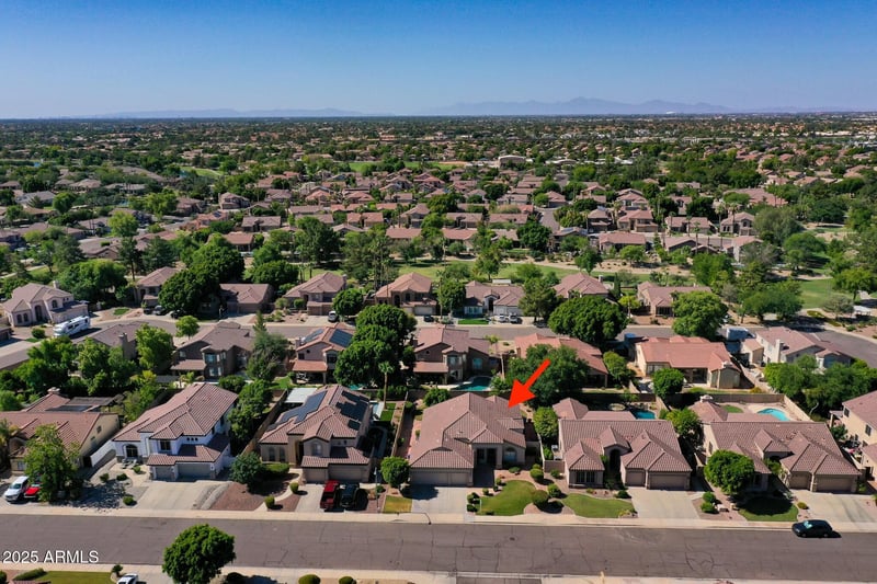 7231 Lone Cactus Dr, Glendale, AZ 85308