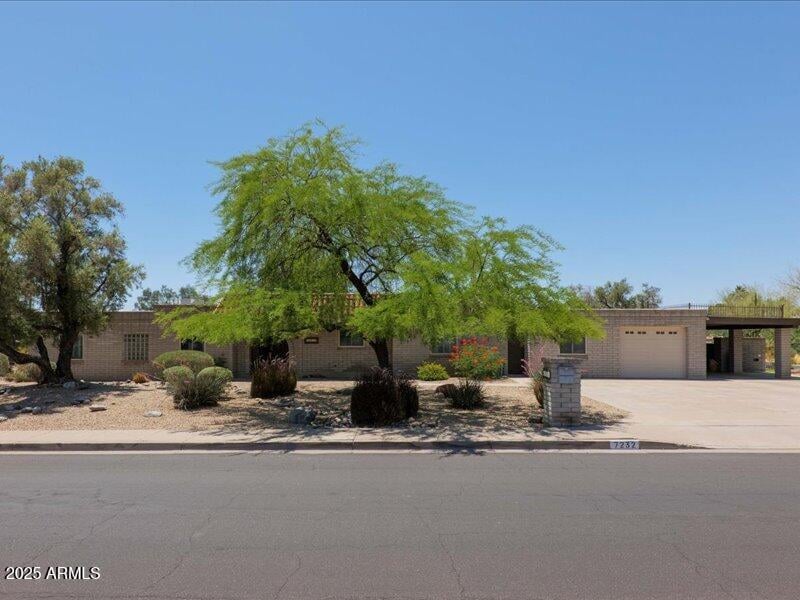 7232 22 Nd St, Phoenix, AZ 85020