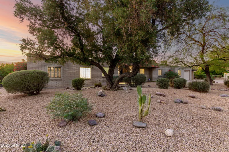 7232 22nd St, Phoenix, AZ 85020