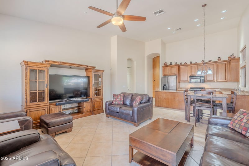 7232 Nance St, Mesa, AZ 85207
