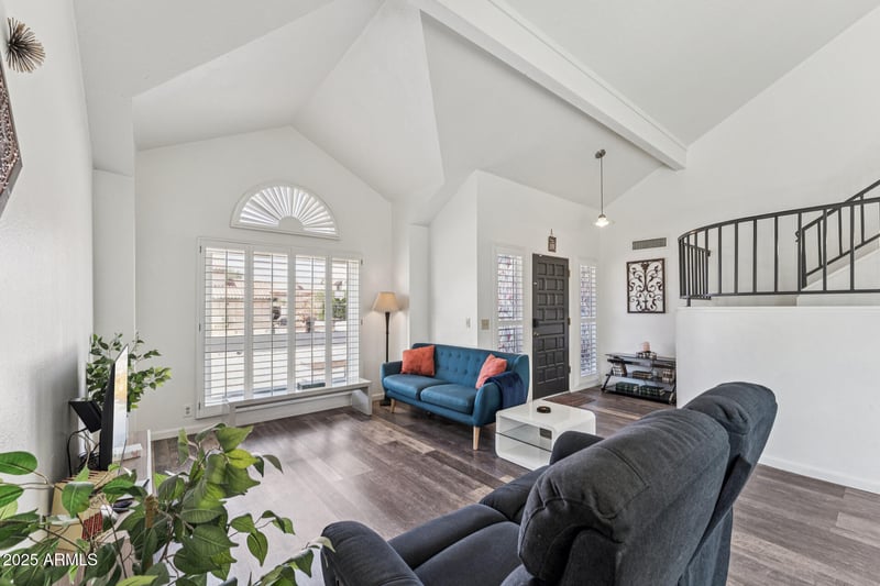 7233 Corrine Dr, Peoria, AZ 85381