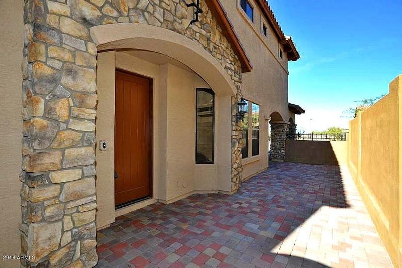 7233 E Nathan St, Mesa, AZ 85207