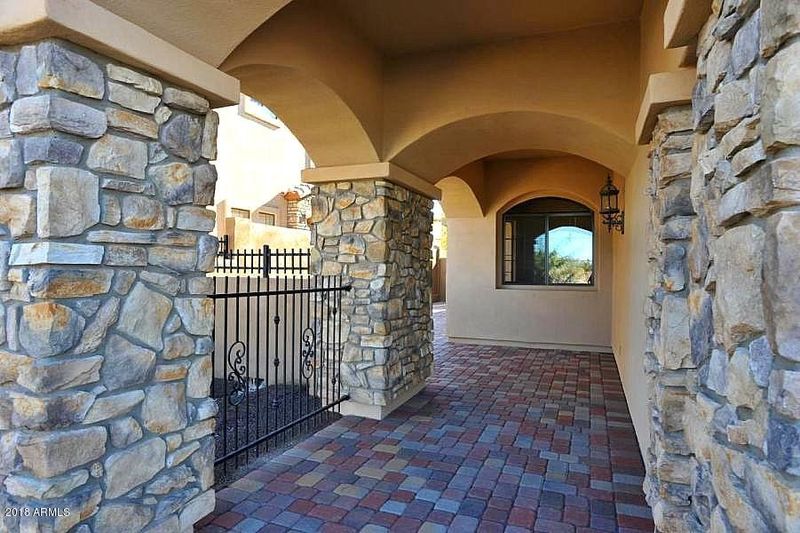 7233 E Nathan St, Mesa, AZ 85207
