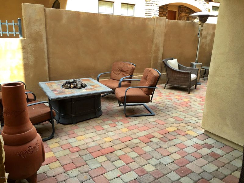 7233 E Nathan St, Mesa, AZ 85207