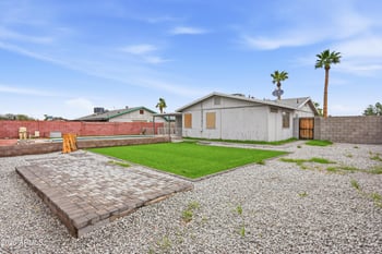 7233 Hatcher Rd, Peoria, AZ 85345
