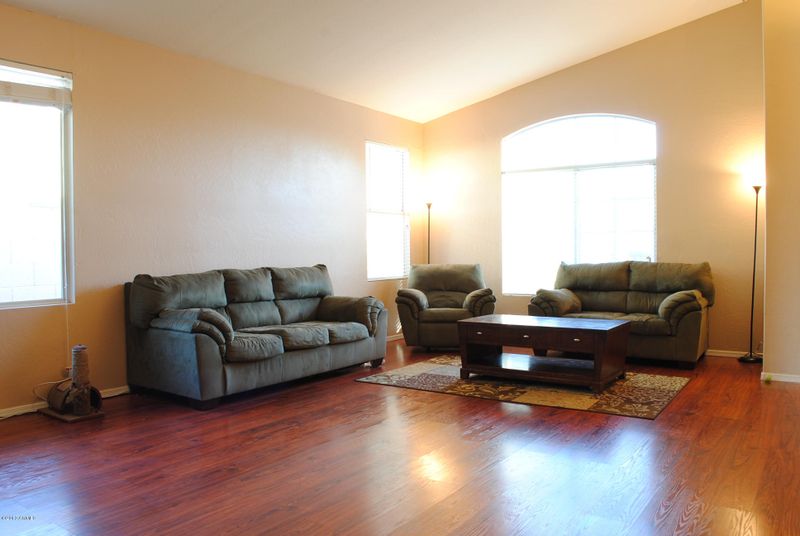 7234 E Lakeview Ave, Mesa, AZ 85209