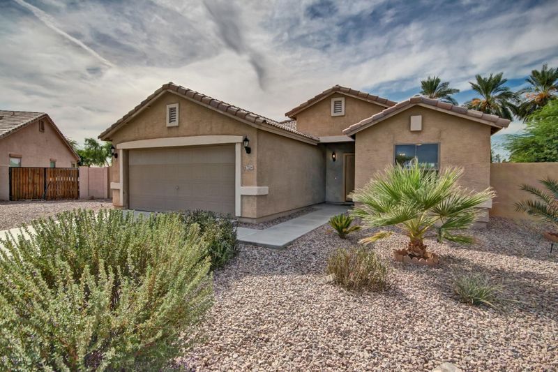 7234 W Discovery Dr, Glendale, AZ 85303
