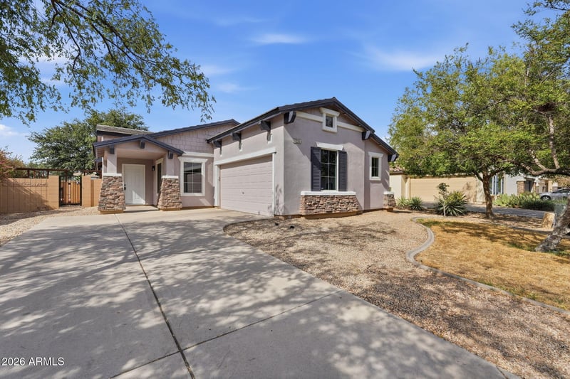 7234 W Vista Ave, Glendale, AZ 85303