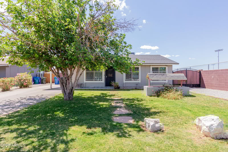 7235 Flower St, Phoenix, AZ 85033