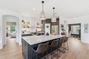 7235 S Golfside Ln, Phoenix, AZ 85042