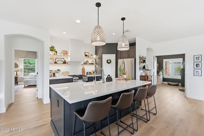 7235 S Golfside Ln, Phoenix, AZ 85042