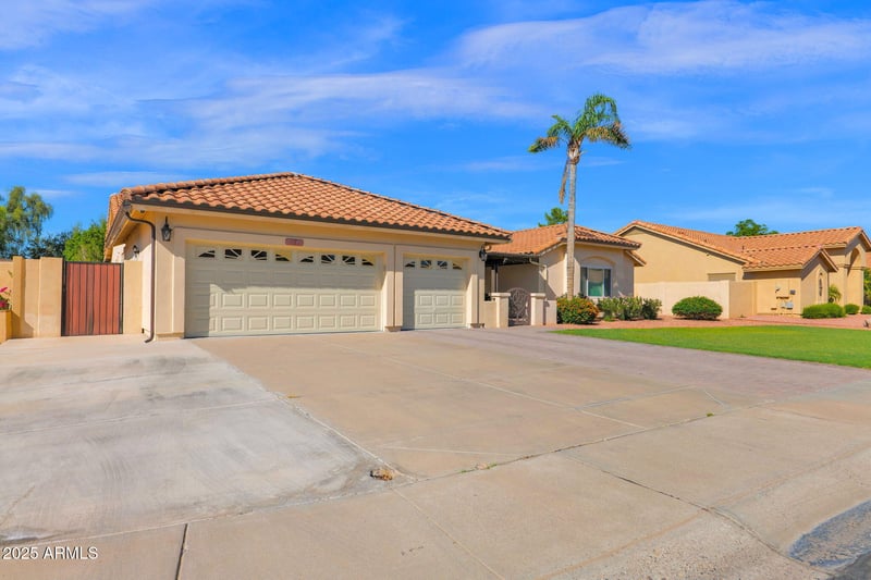 7236 Voltaire Ave, Peoria, AZ 85381