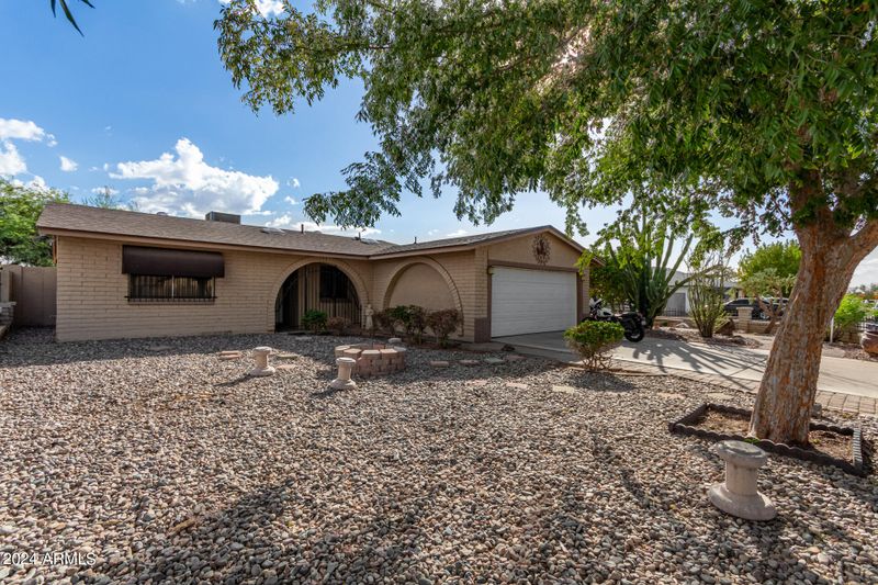 7237 W Rose Ln, Glendale, AZ 85303