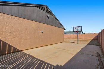 7238 Canterbury Dr, Peoria, AZ 85345