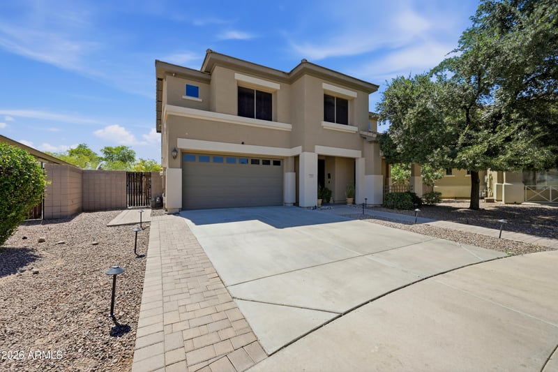 7238 N 88th Ln, Glendale, AZ 85305