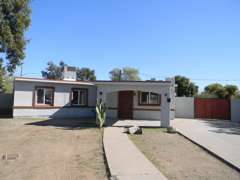 7239 N 26th Dr, Phoenix, AZ 85051