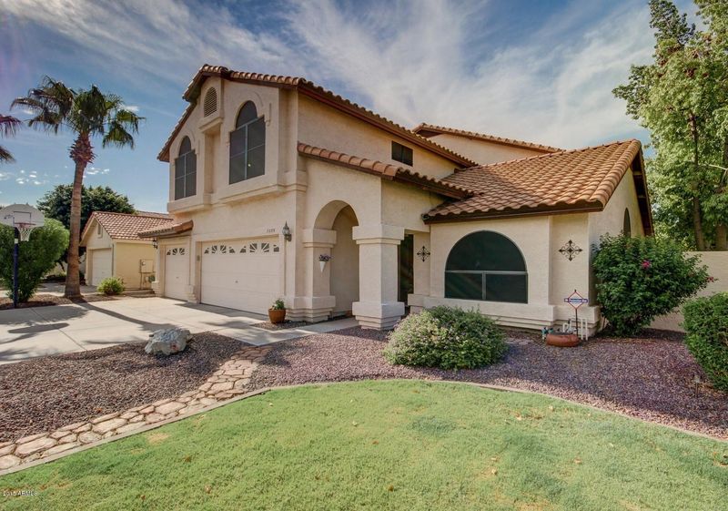 7239 W Kimberly Way, Glendale, AZ 85308