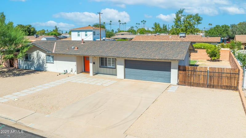 724 6th St, Mesa, AZ 85203