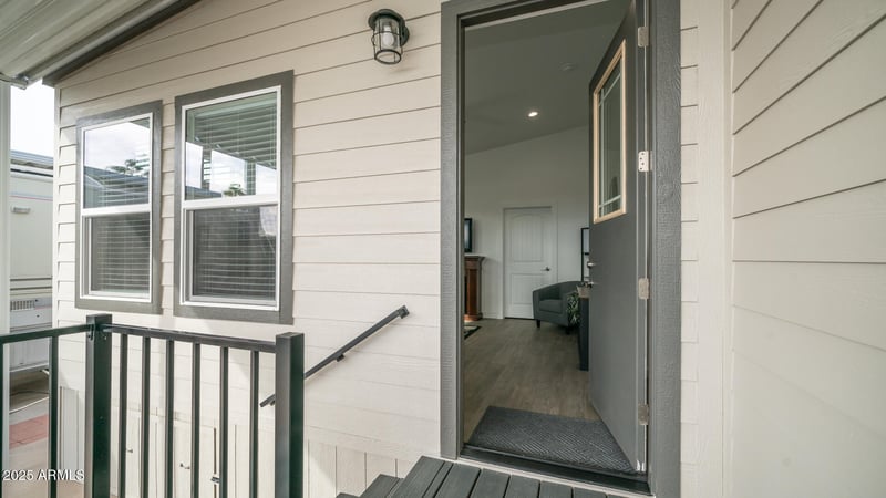 724 Emerald Dr, Apache Junction, AZ 85119