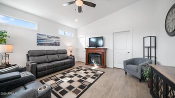 724 Emerald Dr, Apache Junction, AZ 85119