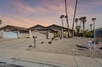 724 Garnet Ave, Mesa, AZ 85210