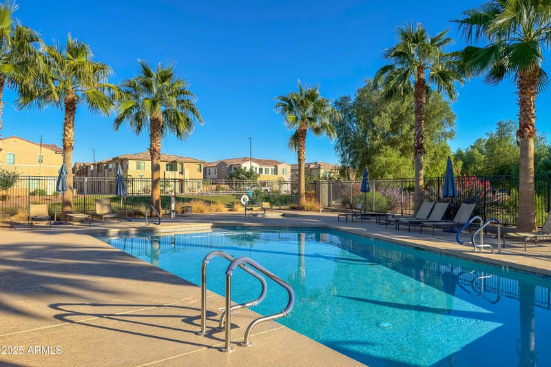 724 Lark St #102, Gilbert, AZ 85297