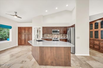 724 N Ash Dr, Chandler, AZ 85224