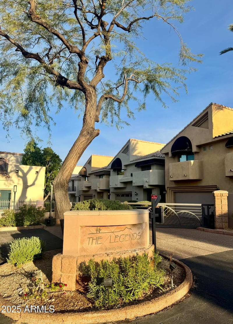 7240 Dreamy Draw Dr #114, Phoenix, AZ 85020